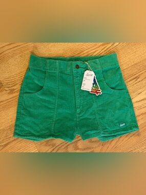 Hammies Green Corduroy Women's Shorts NWT 32